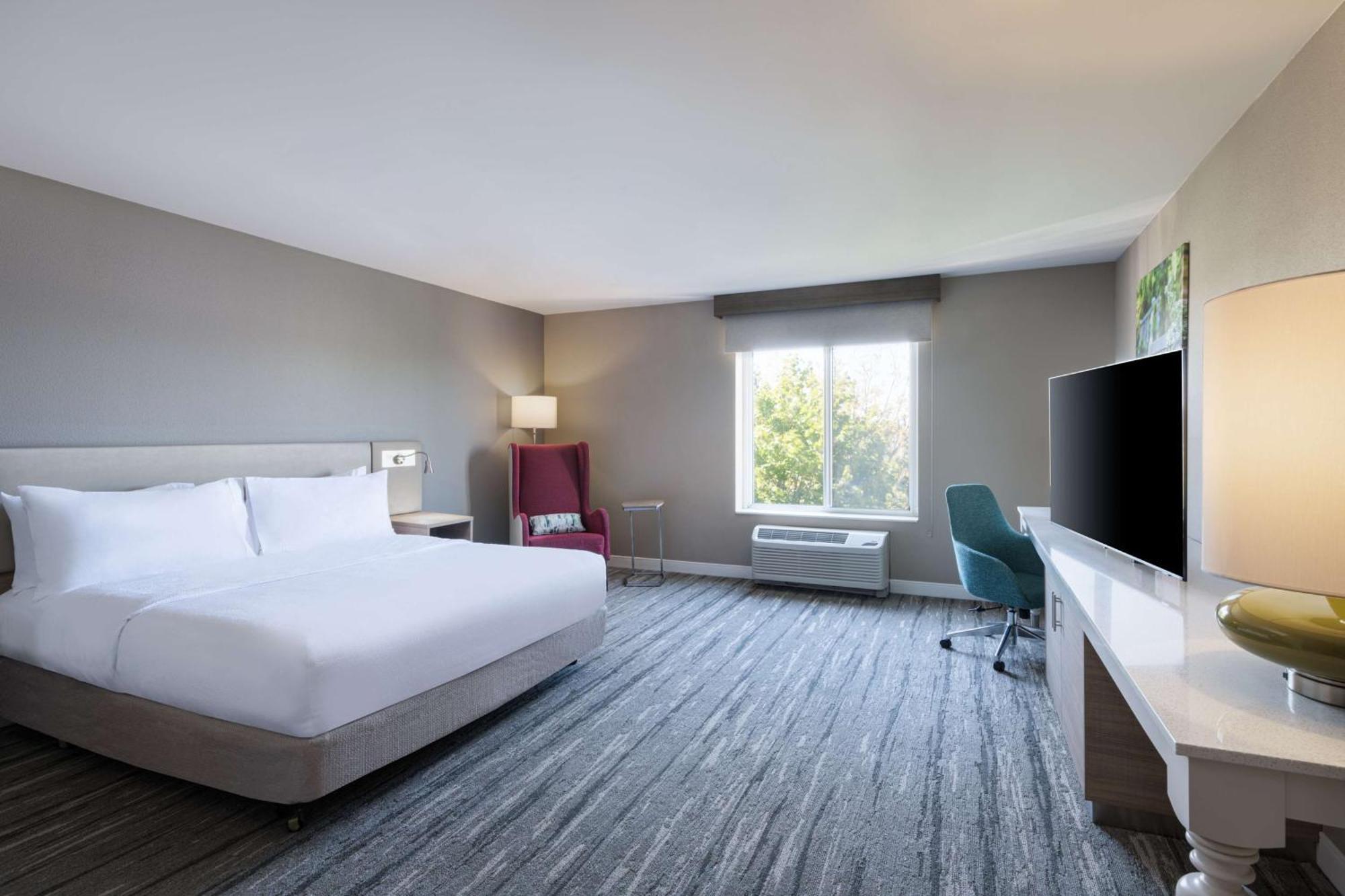 Hilton Garden Inn Saint Charles Ngoại thất bức ảnh